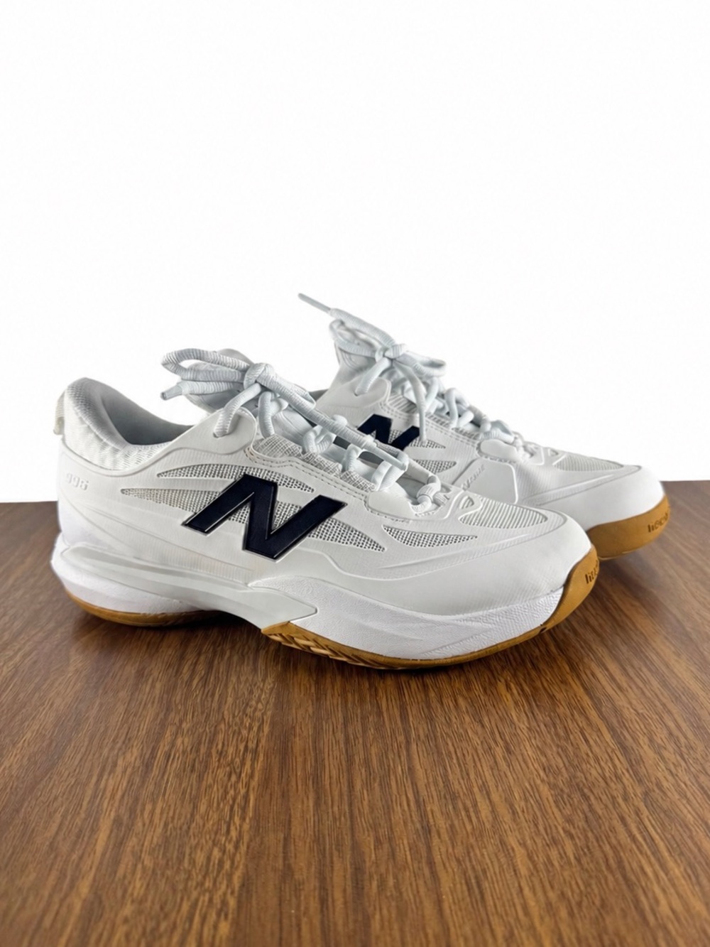 New Balance FuelCell 996v7 Tennis Shoes Women 6.5 White Black NIB